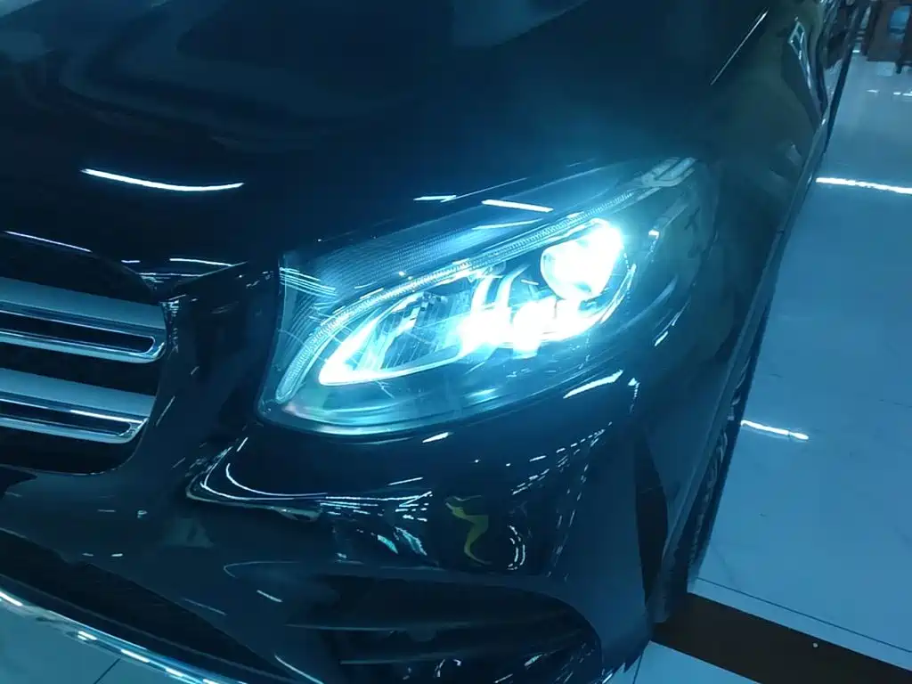 Mercedes-Benz GLC 2019 — фото 24