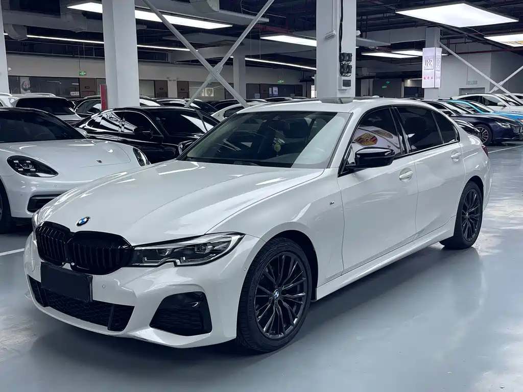 BMW 3 Series 2021