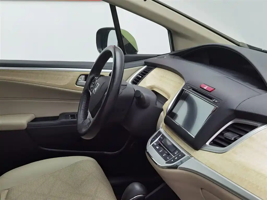 Honda Jade 2015 — фото 22