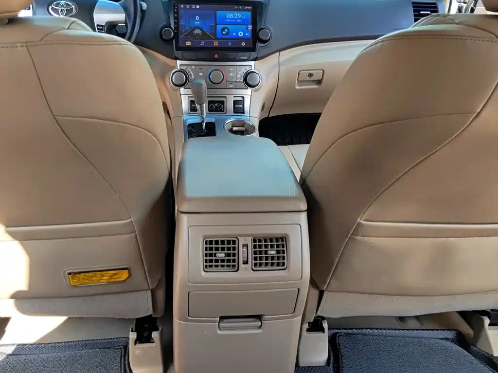 Toyota Highlander 2014 — фото 16