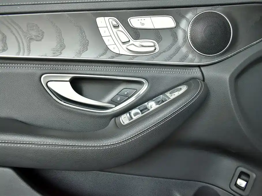 Mercedes-Benz C-Class 2020 — фото 9