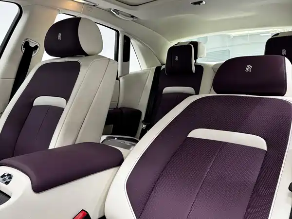 Rolls-Royce Ghost 2011