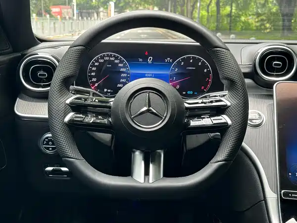 Mercedes-Benz C-Class 2022