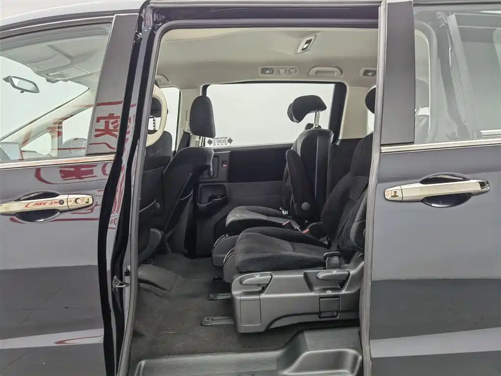 Honda Odyssey 2024 — фото 15