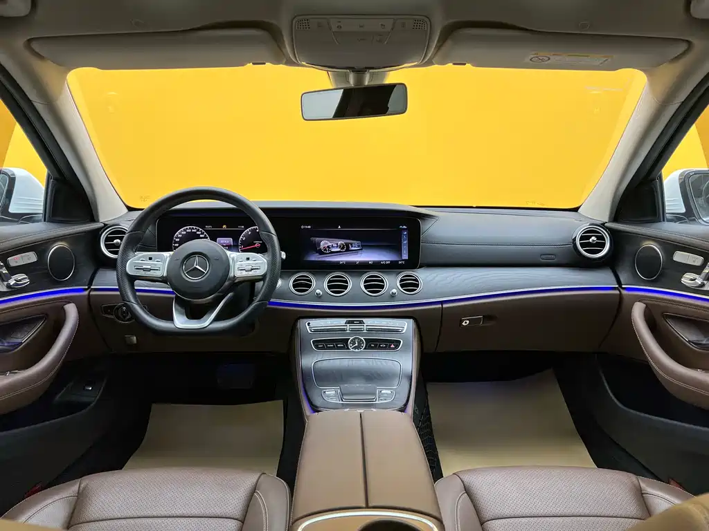 Mercedes-Benz E-Class 2019 — фото 14
