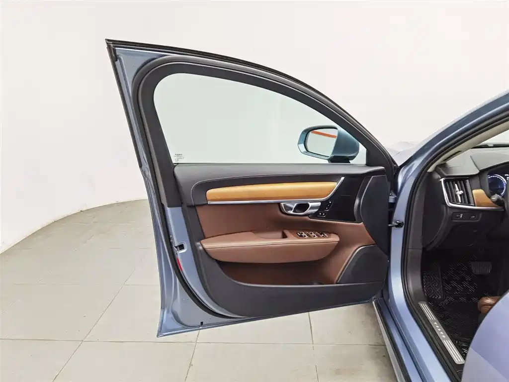 Volvo S90 2020 — фото 8