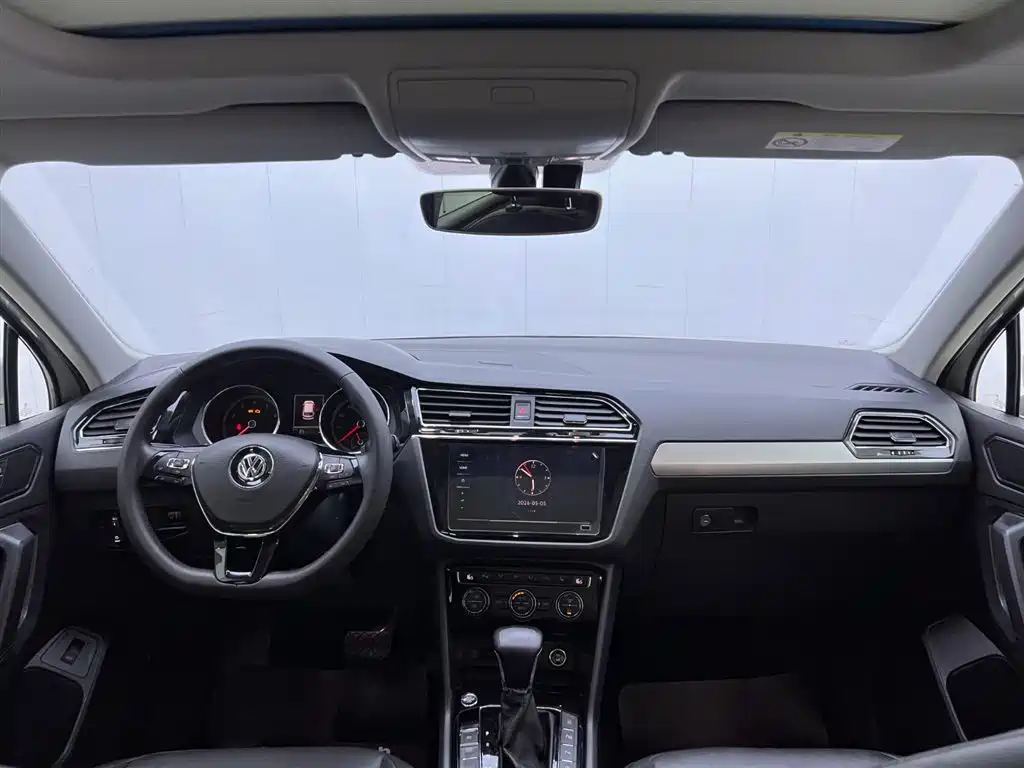 Volkswagen Tiguan L 2020 — фото 20