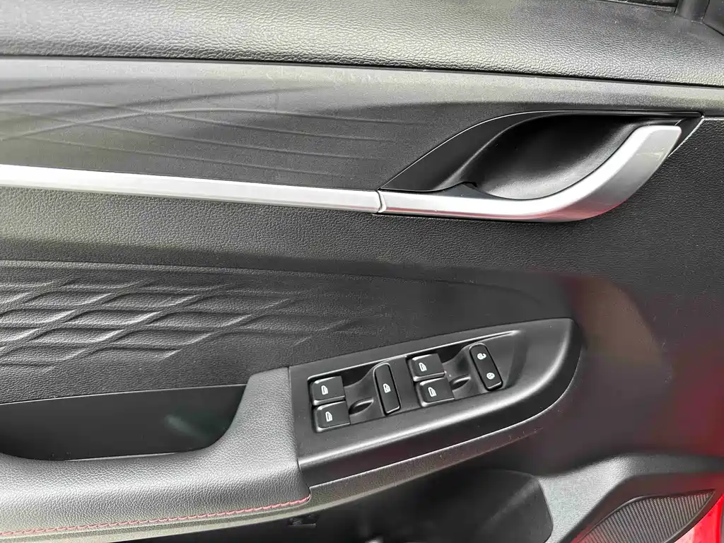 Geely Vision X3 2022 — фото 13