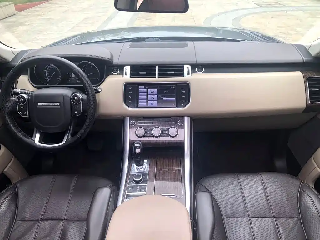 Land Rover Range Rover Sport 2017 — фото 10