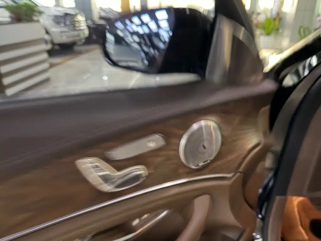 Mercedes-Benz E-Class 2023