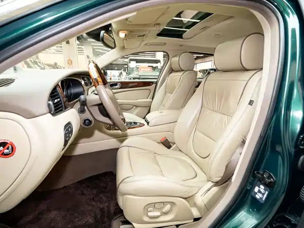 Jaguar XJ 2006