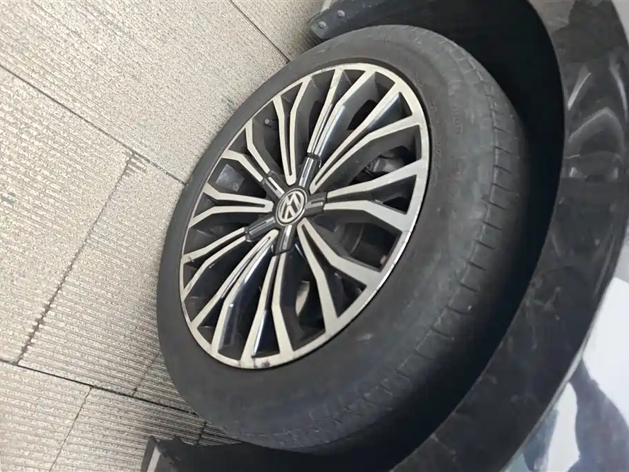 Volkswagen Phideon 2020