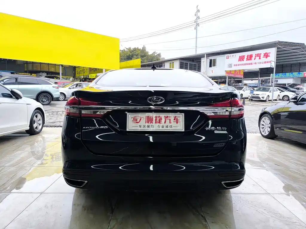 Ford Mondeo 2018 — фото 10