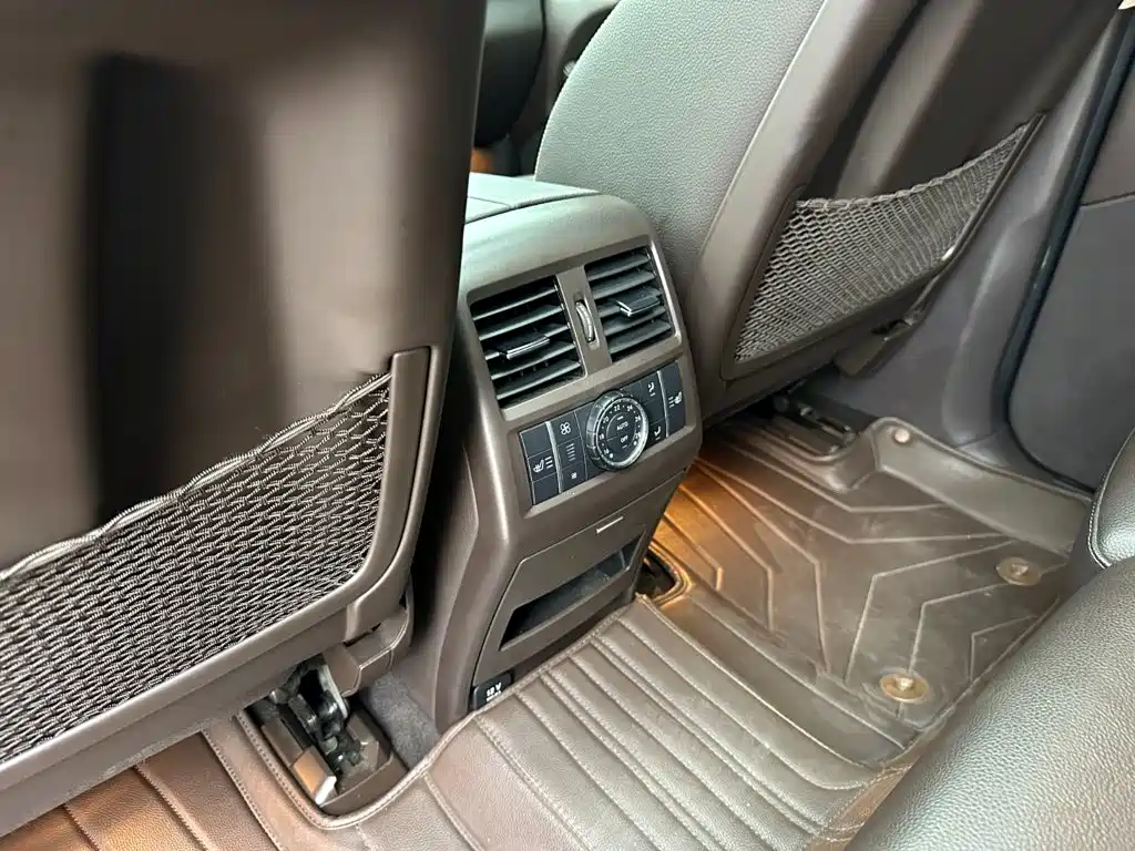 Mercedes-Benz GLS 2018 — фото 24