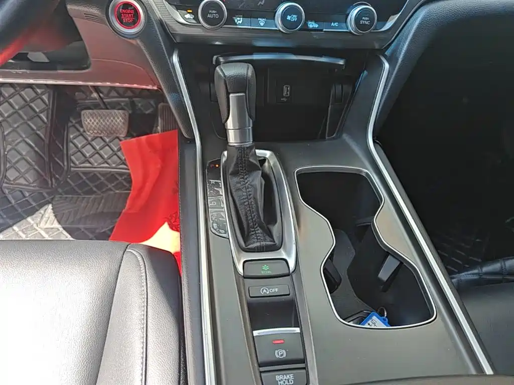 Honda Accord 2021 — фото 14
