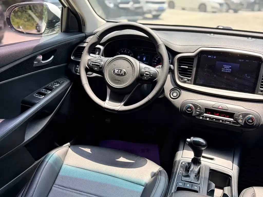 Kia Sorento 2017 — фото 17