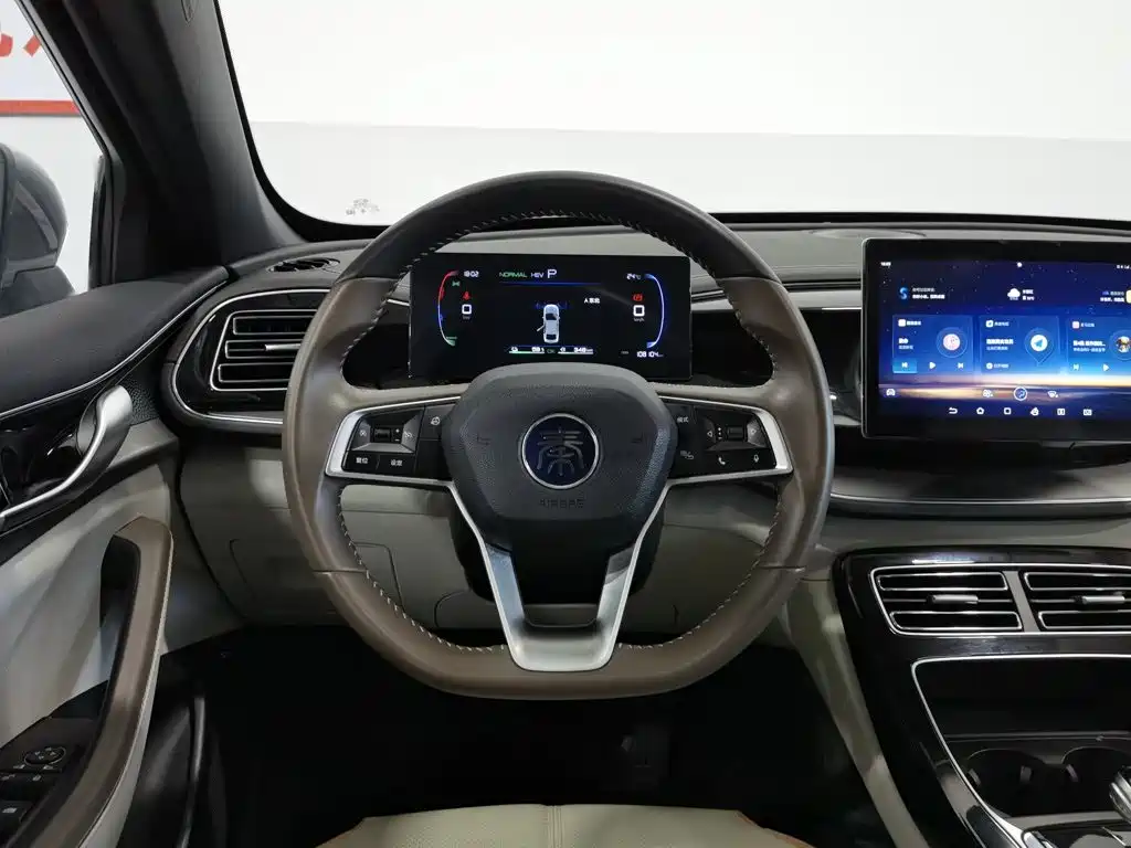 BYD Qin PLUS 2023 — фото 11
