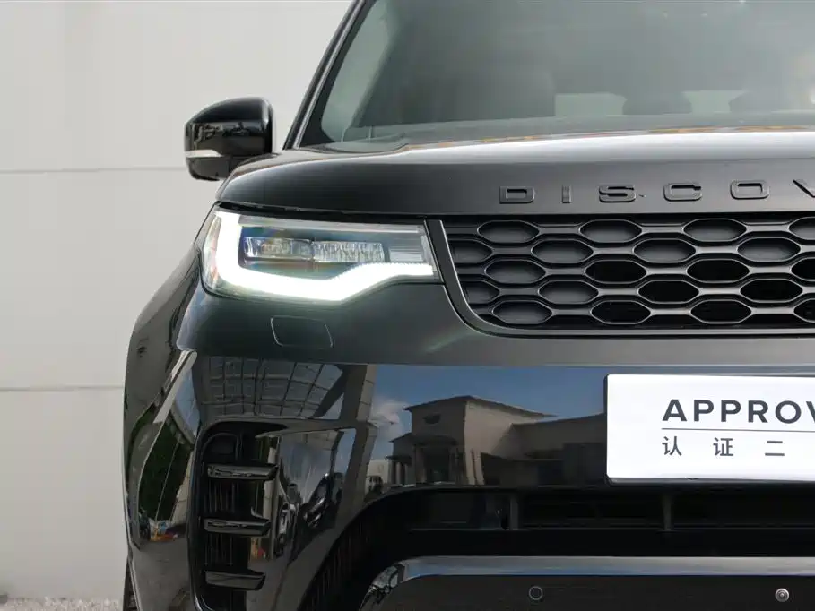 Land Rover Discovery 2025 — фото 16