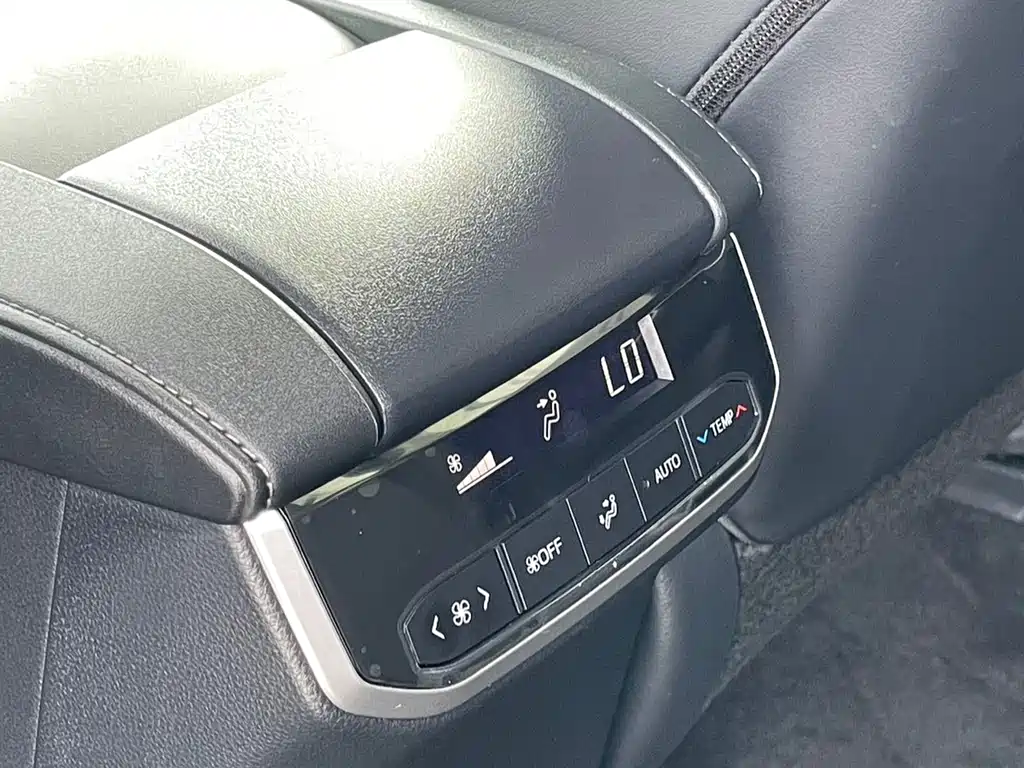 Toyota Highlander 2026 — фото 10