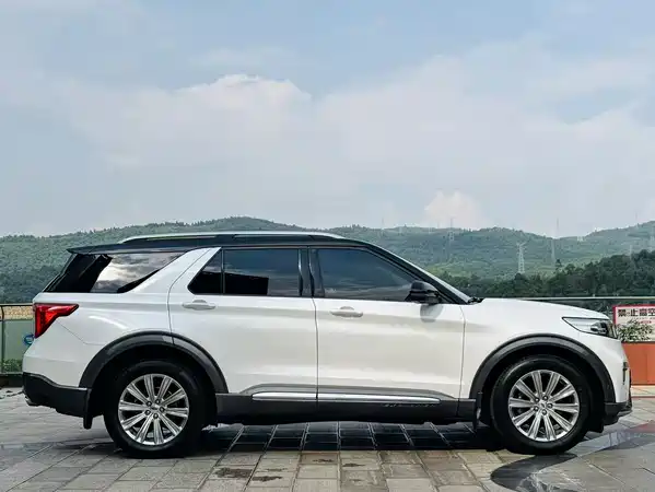 Ford Explorer 2020