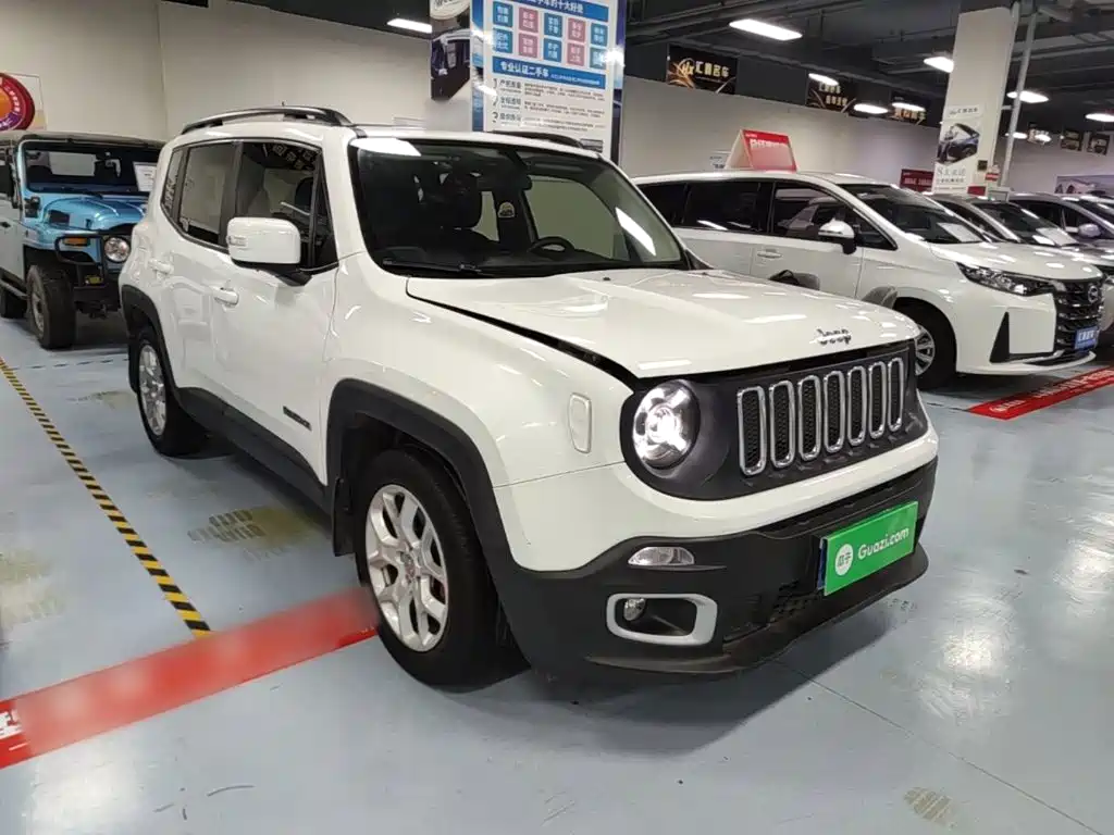 Jeep Renegade 2019 — фото 4