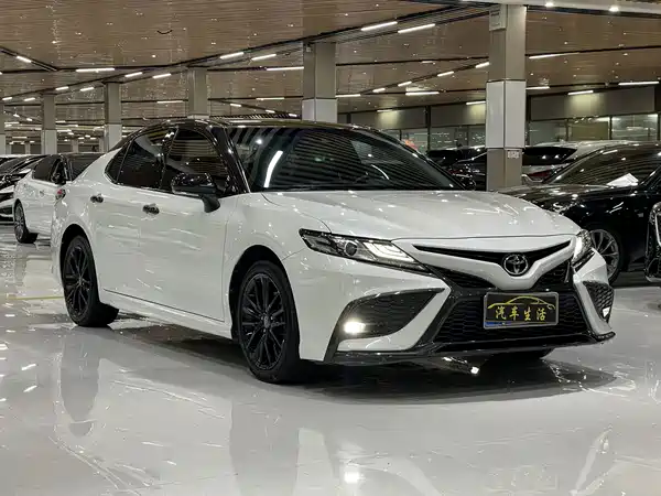 Toyota Camry 2022