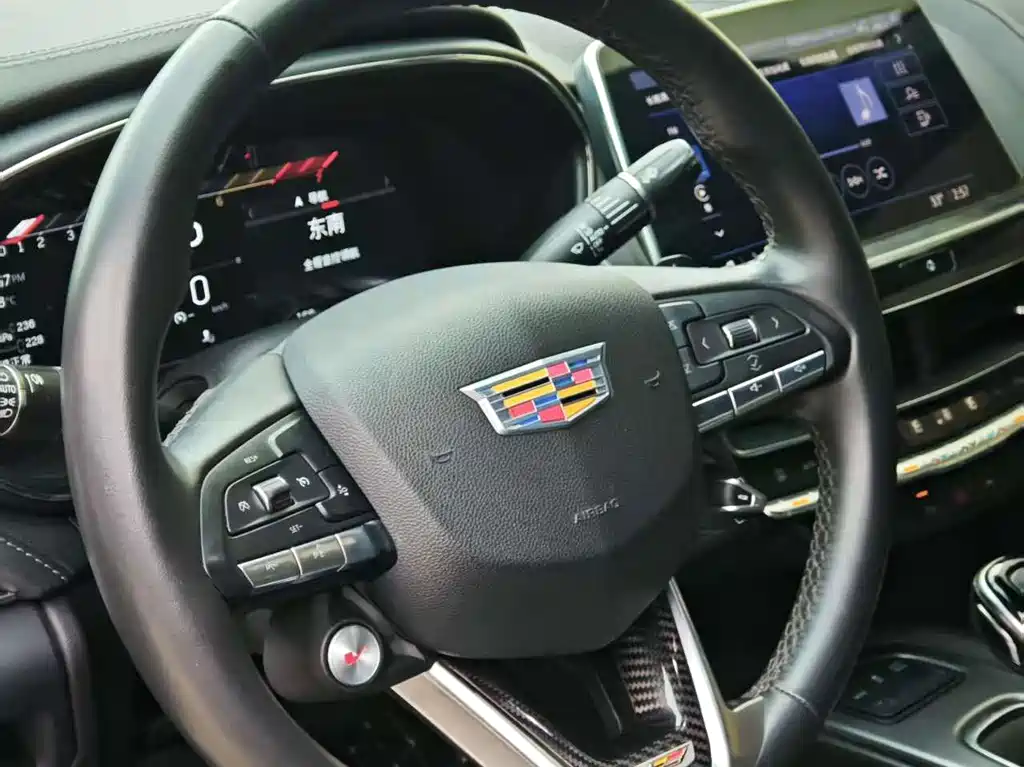 Cadillac CT5 2023 — фото 13