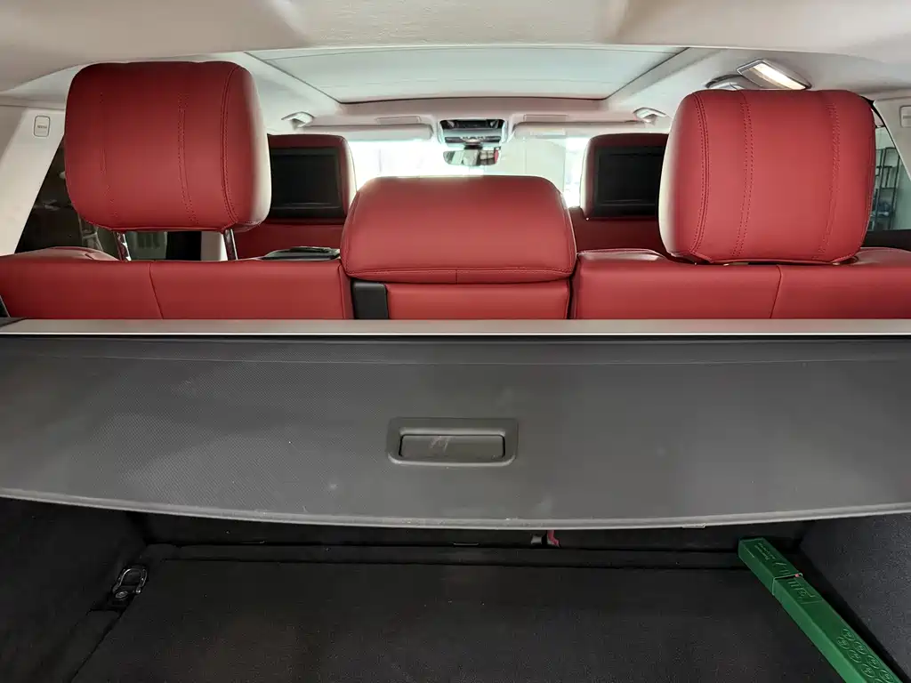 Land Rover Range Rover Sport 2021 — фото 17