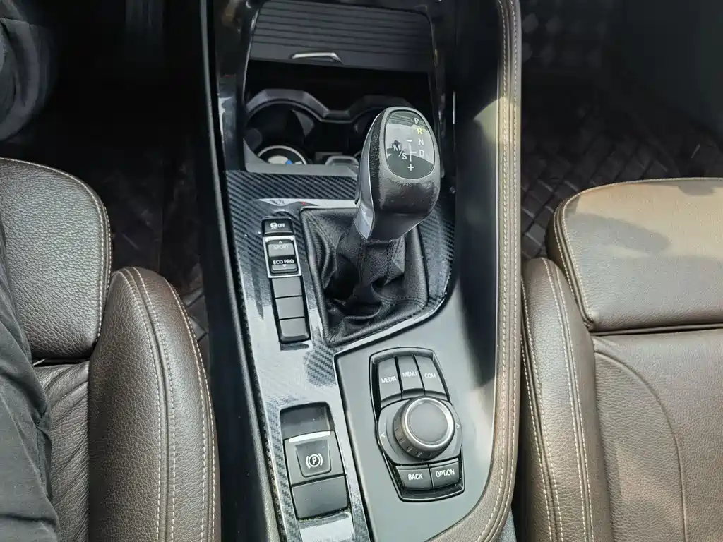 BMW X1 2018 — фото 13