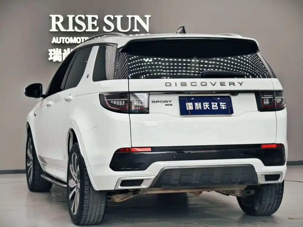 Land Rover Discovery Sport 2023 — фото 4