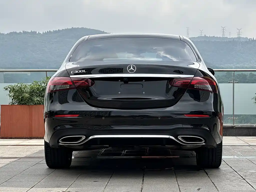 Mercedes-Benz E-Class 2021 — фото 10