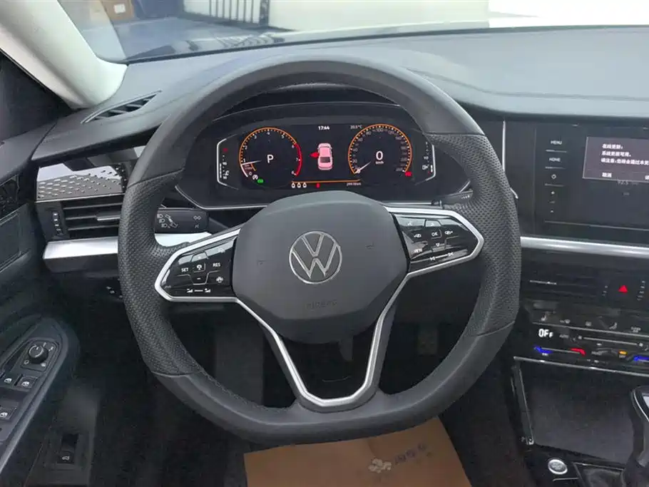 Volkswagen Passat 2023 — фото 15