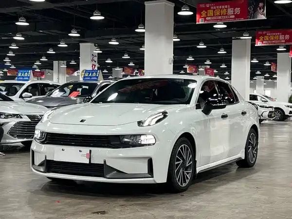 Lynk & Co 03 2021