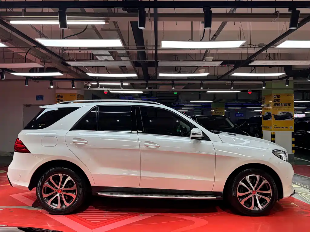 Mercedes-Benz GLE 2017