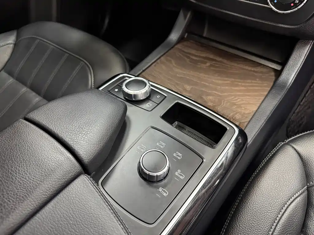 Mercedes-Benz GLE 2017 — фото 22