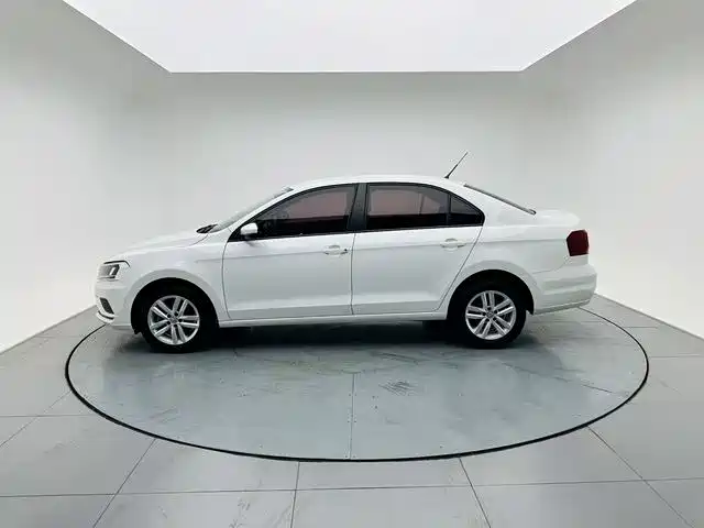 Volkswagen Jetta 2019 — фото 4