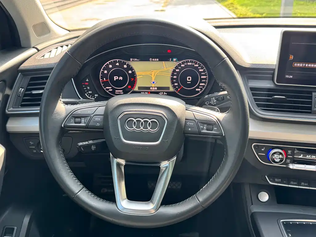 Audi Q5L 2021 — фото 14