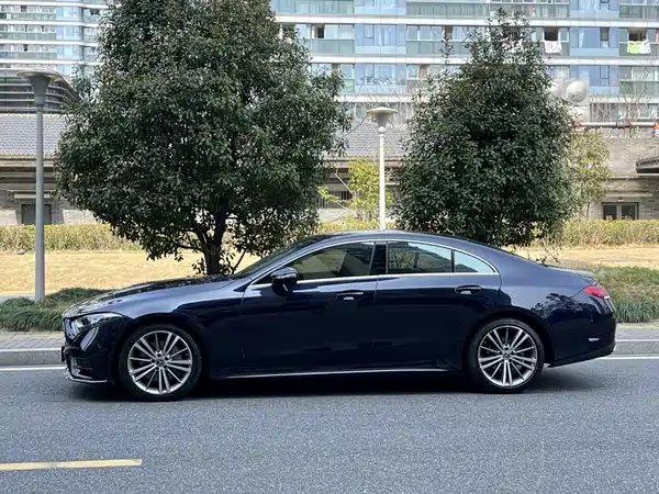 Mercedes-Benz CLS 2020