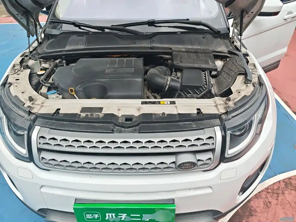 Land Rover Evoque 2018 — фото 11