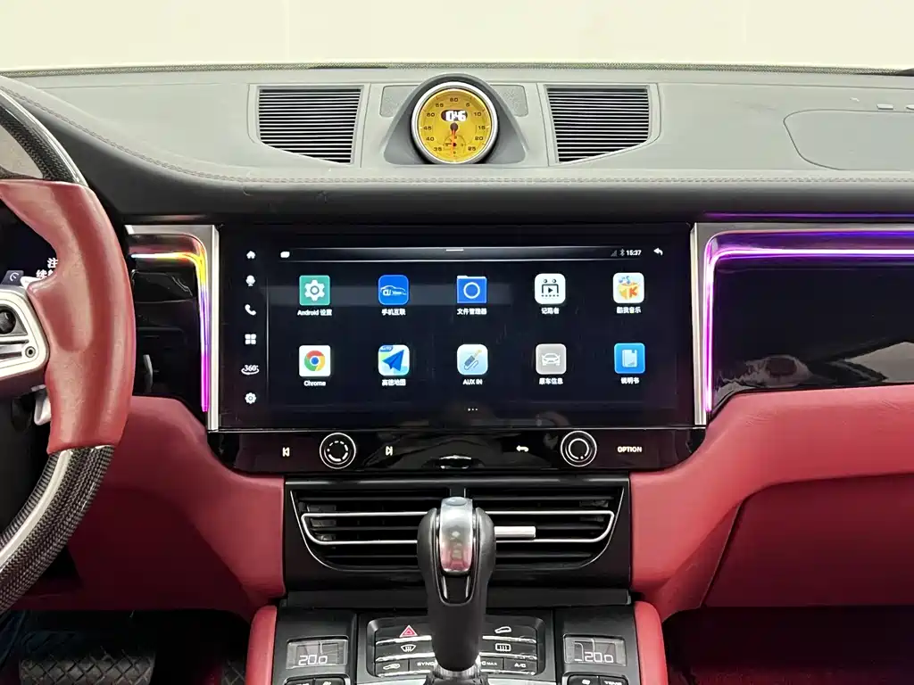 Porsche Macan 2015 — фото 25