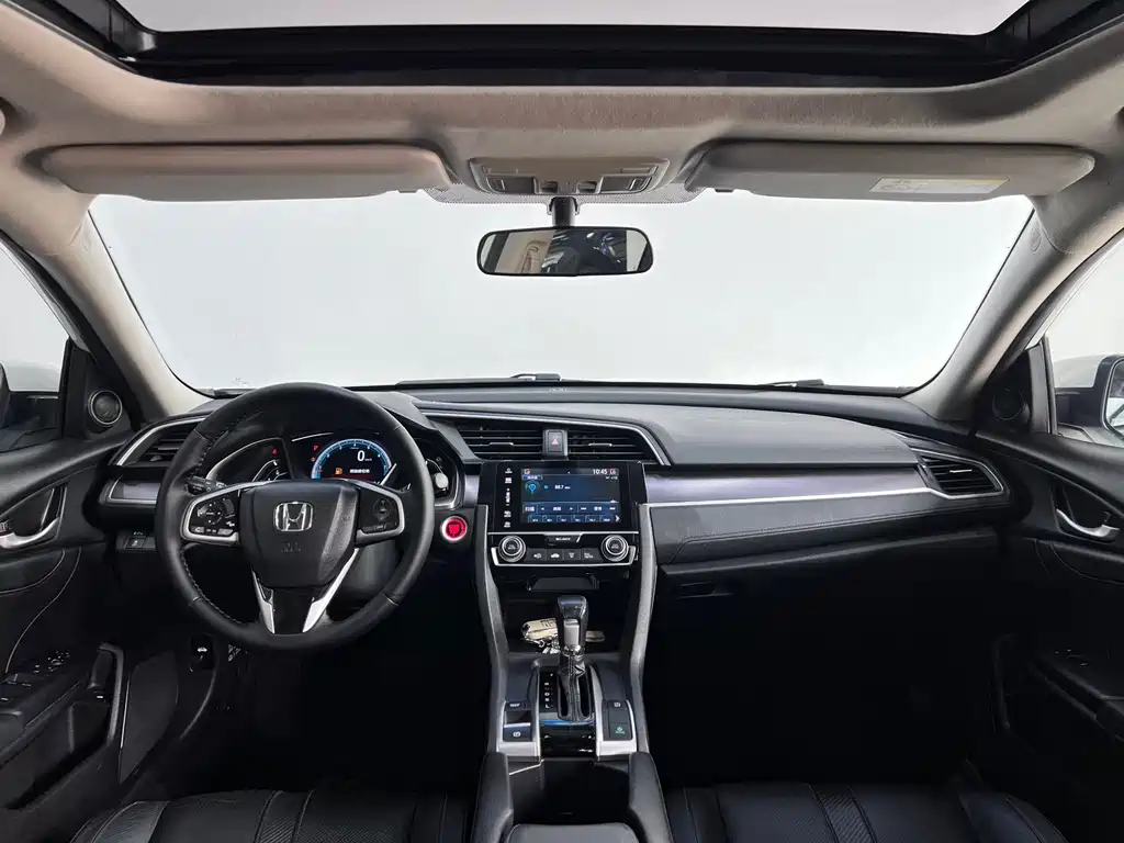 Honda Civic 2018 — фото 7