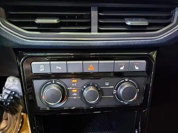Volkswagen Tharu 2025