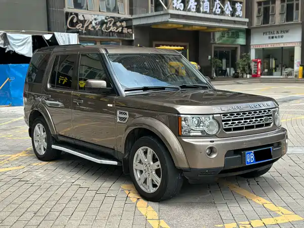 Land Rover Discovery 2010