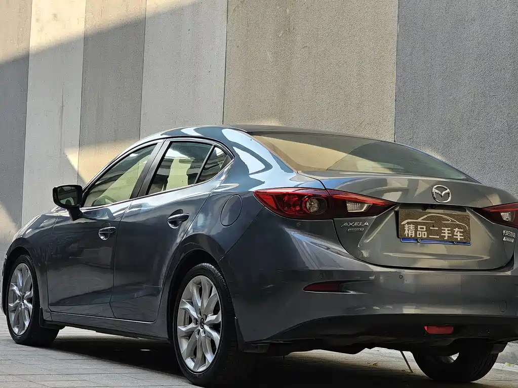 Mazda 3 Axela 2015 — фото 4