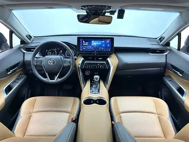 Toyota Venza 2024 — фото 8