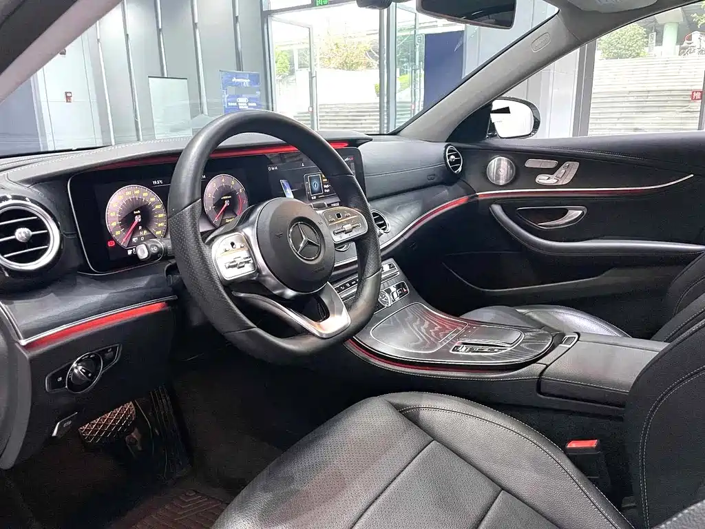 Mercedes-Benz E-Class 2019 — фото 8
