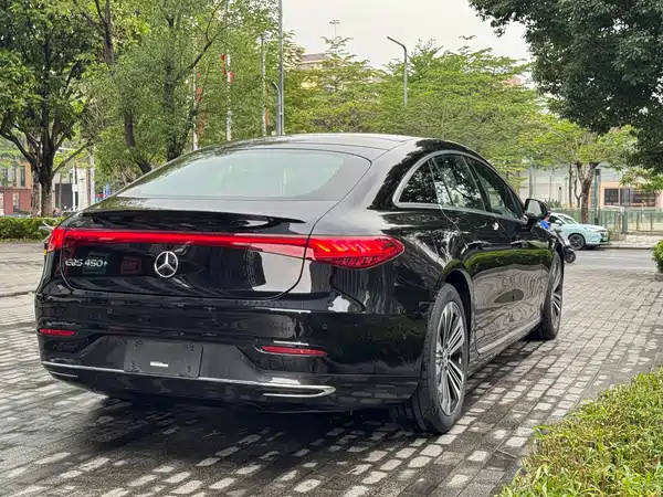 Mercedes-Benz EQS 2023