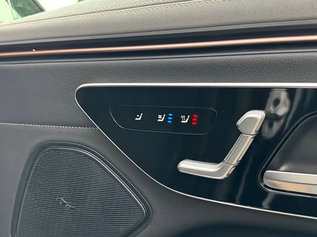 Mercedes-Benz EQS 2024 — фото 23