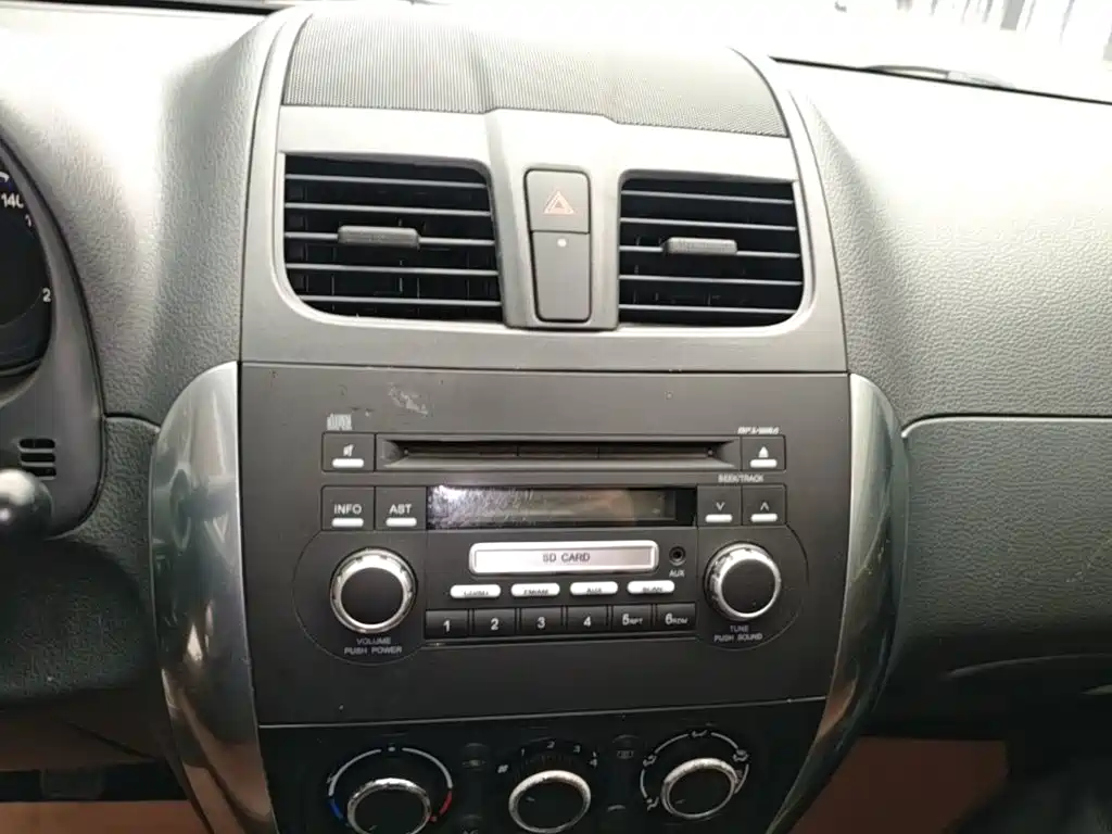 Suzuki SX4 2018 — фото 13