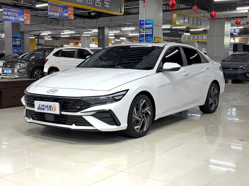 Hyundai Elantra 2023 — фото 2